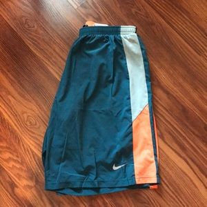 Men’s Nike dry fit shorts